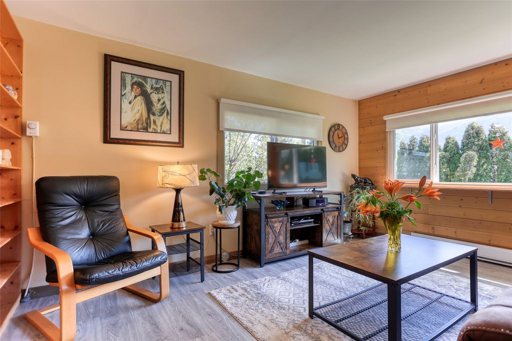 listing image 16511624882103236998