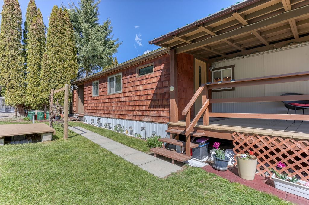 listing image 16514279583356368376