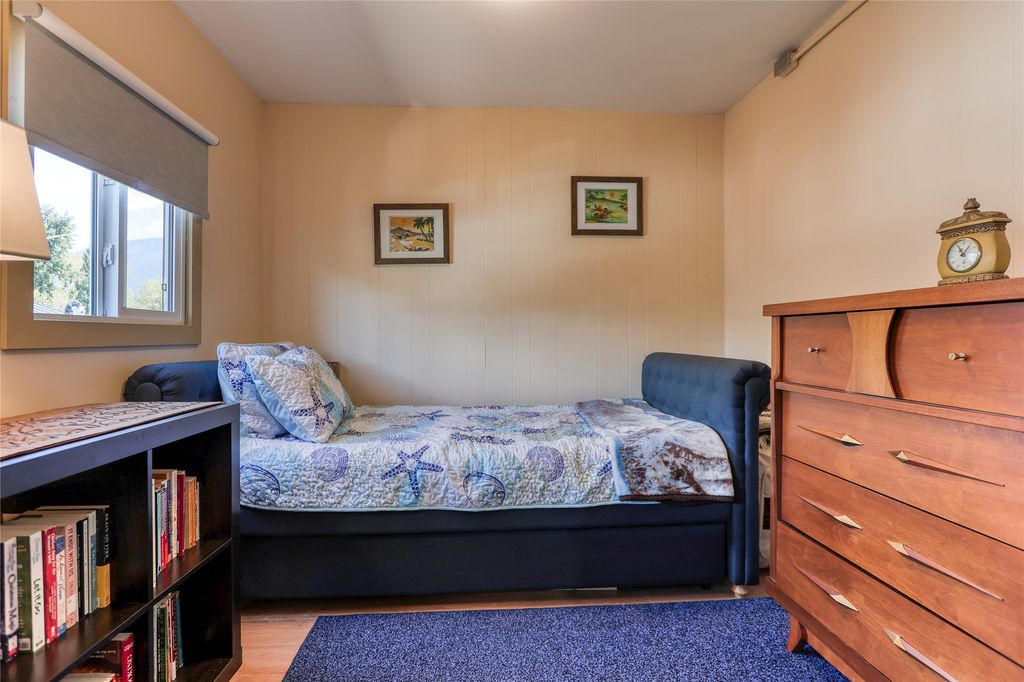 listing image 16519761597780342719