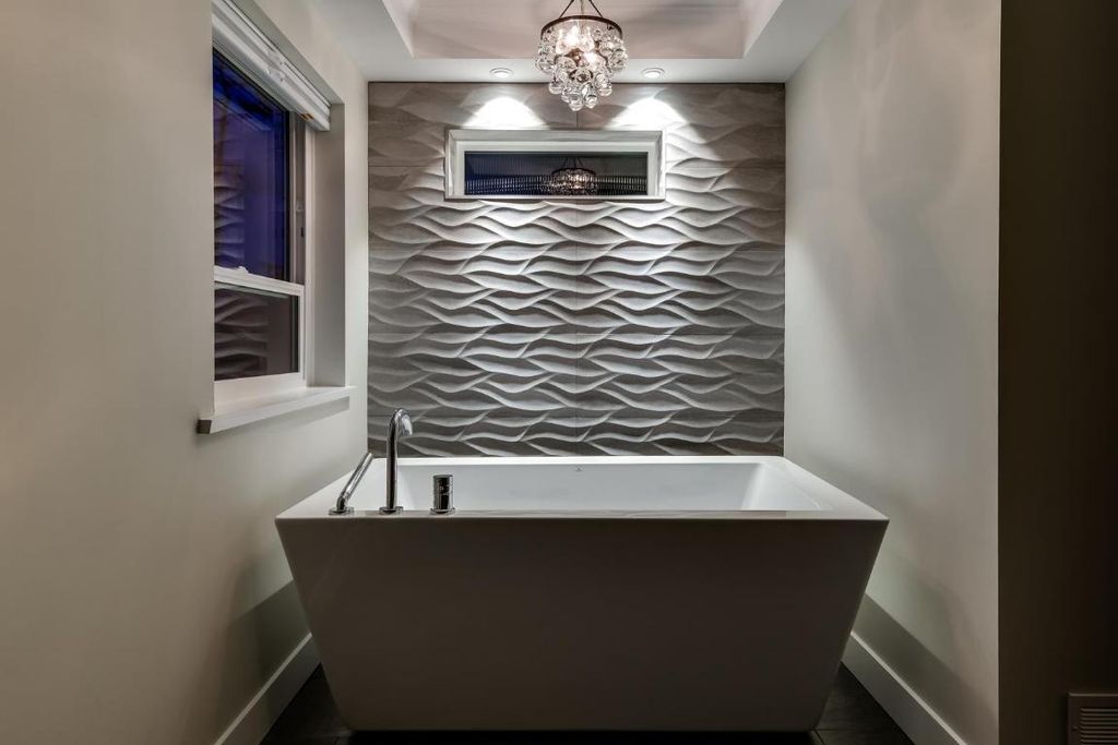 listing image 16514533374334216789