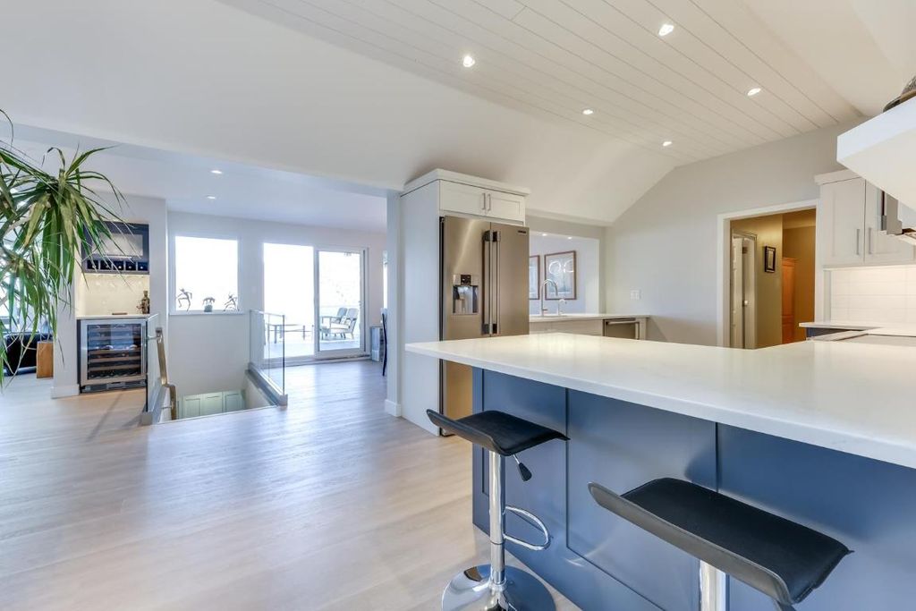listing image 16510309434482205451