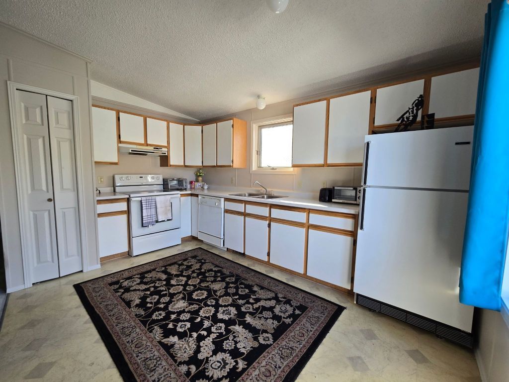 listing image 16517113344481185475