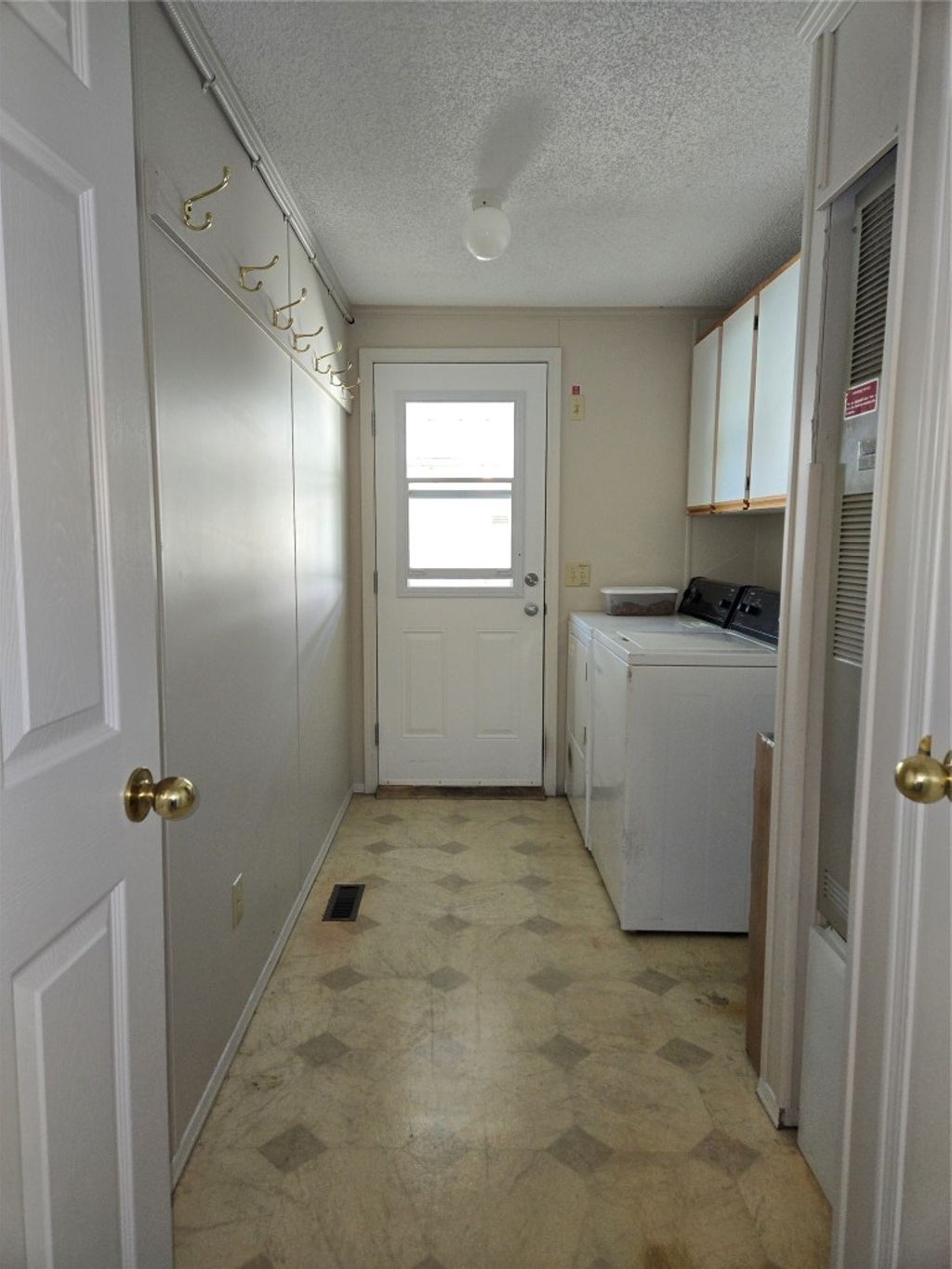 listing image 16515783113805995341