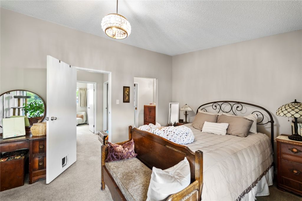 listing image 16510013545413791930