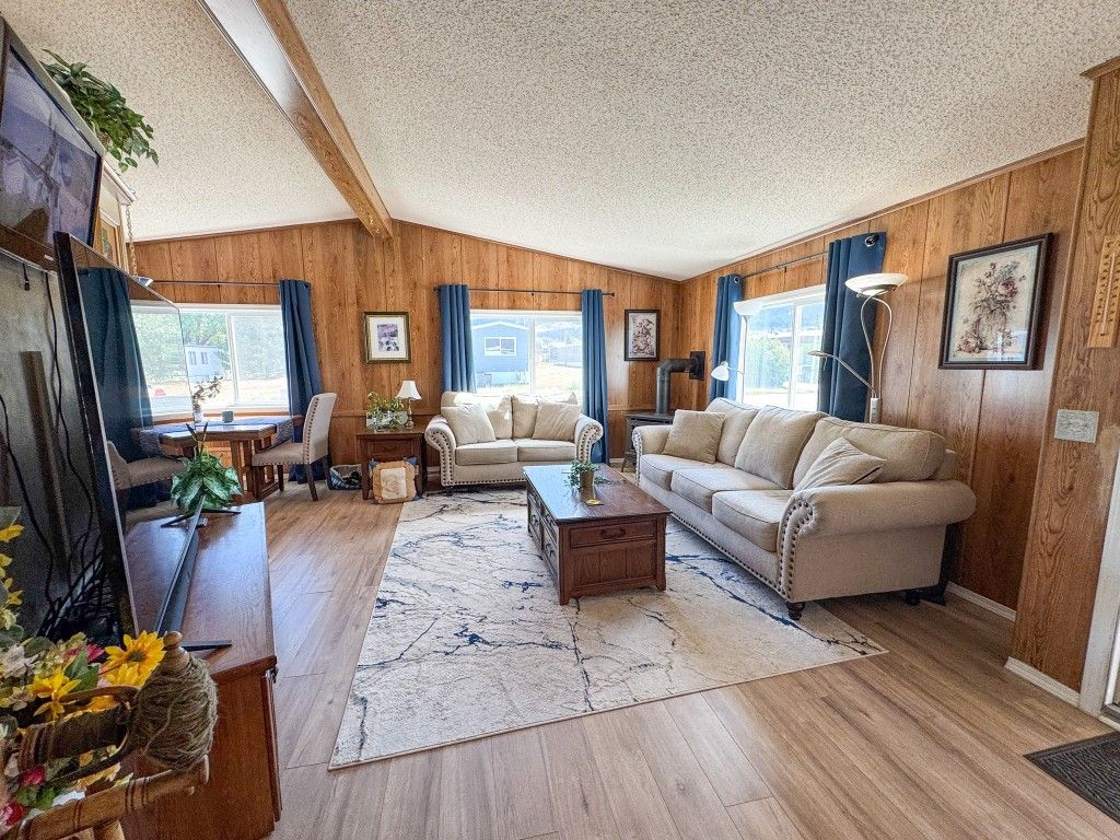 listing image 16512567180347180482