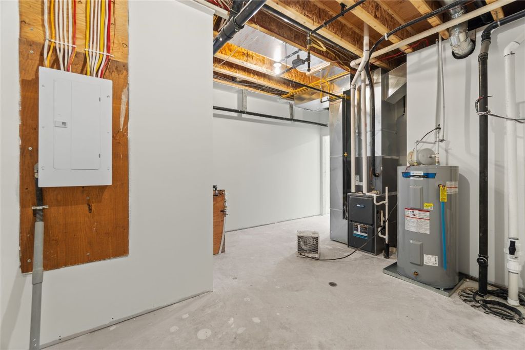 listing image 16512436069855285079