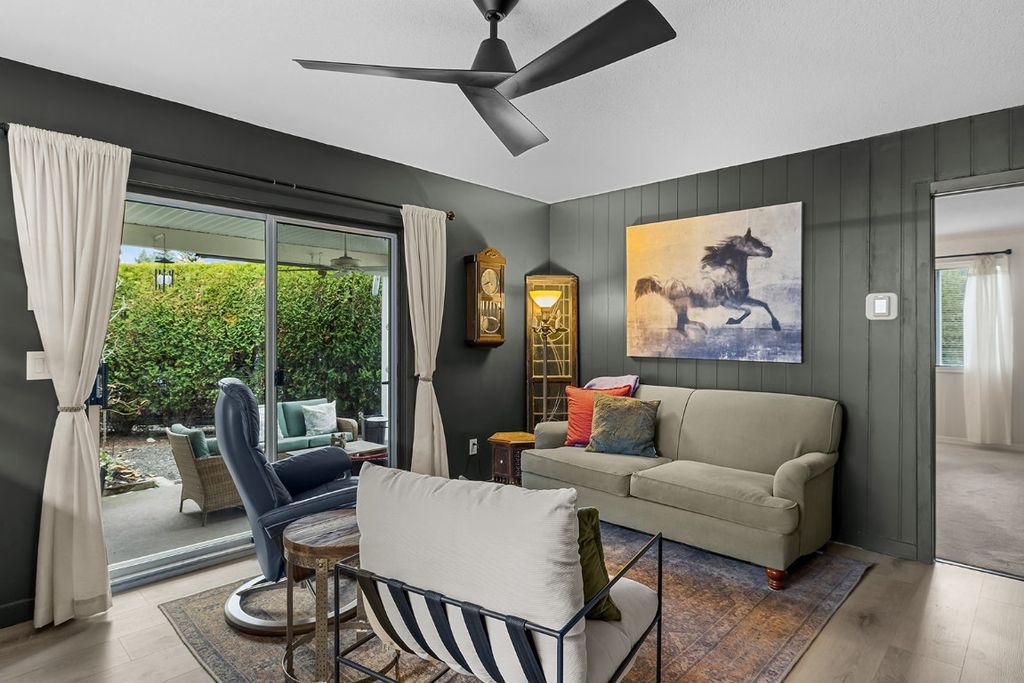 listing image 16514081020260769653