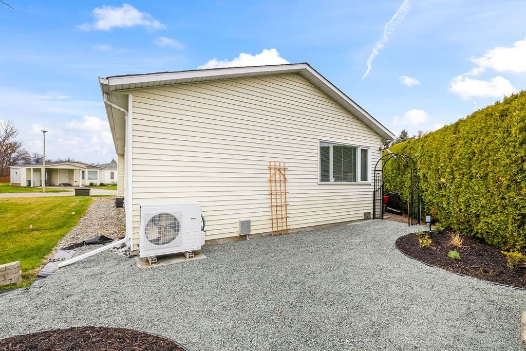 listing image 16510695320463647244