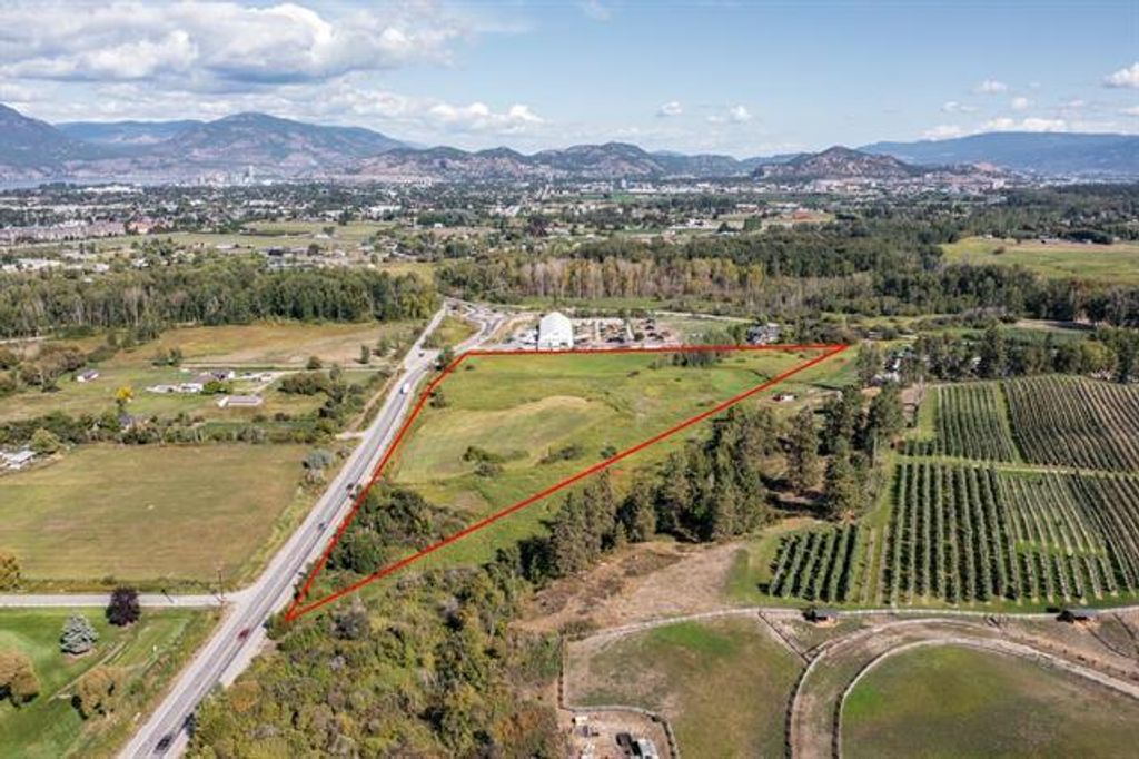 listing image 16512907185943139616