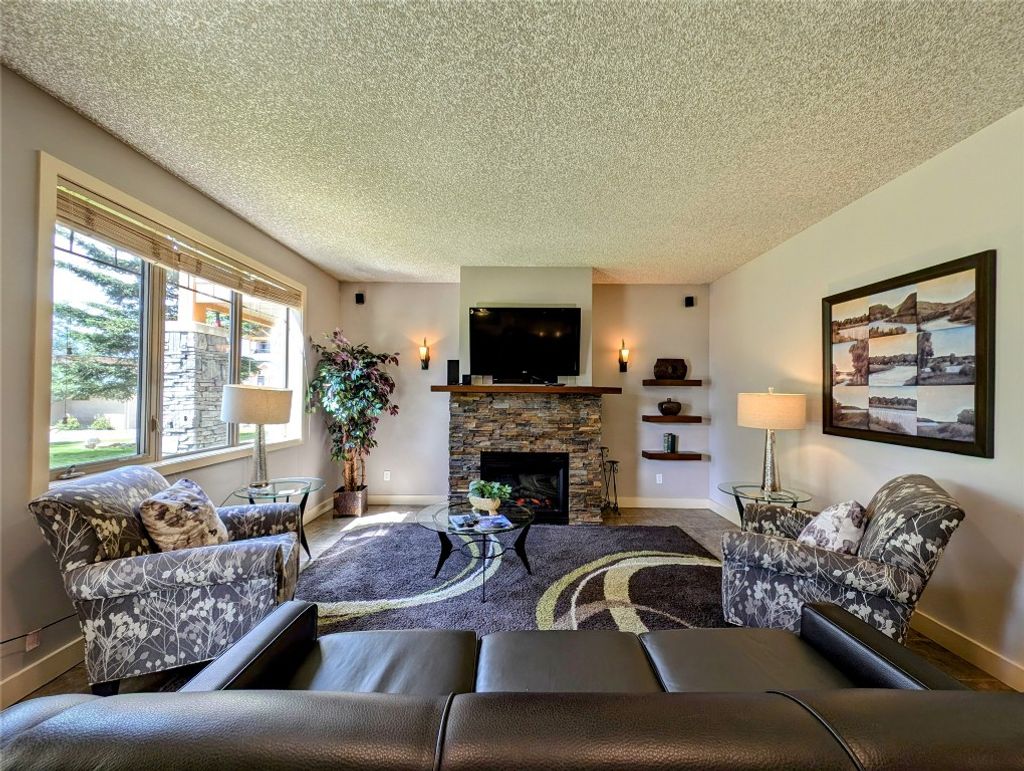 listing image 16511103840815365272