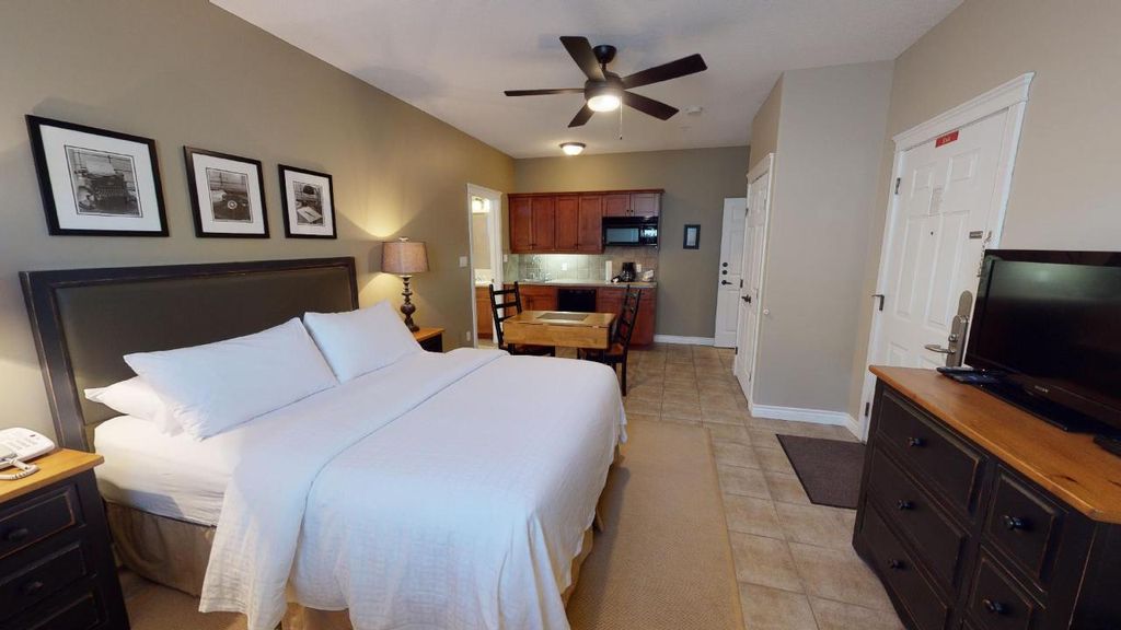 listing image 16518333430814606753