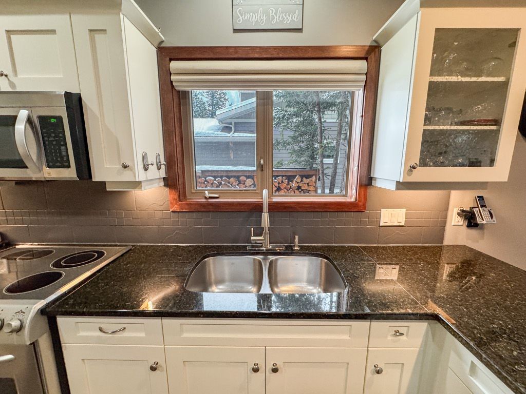 listing image 16510241609903801927