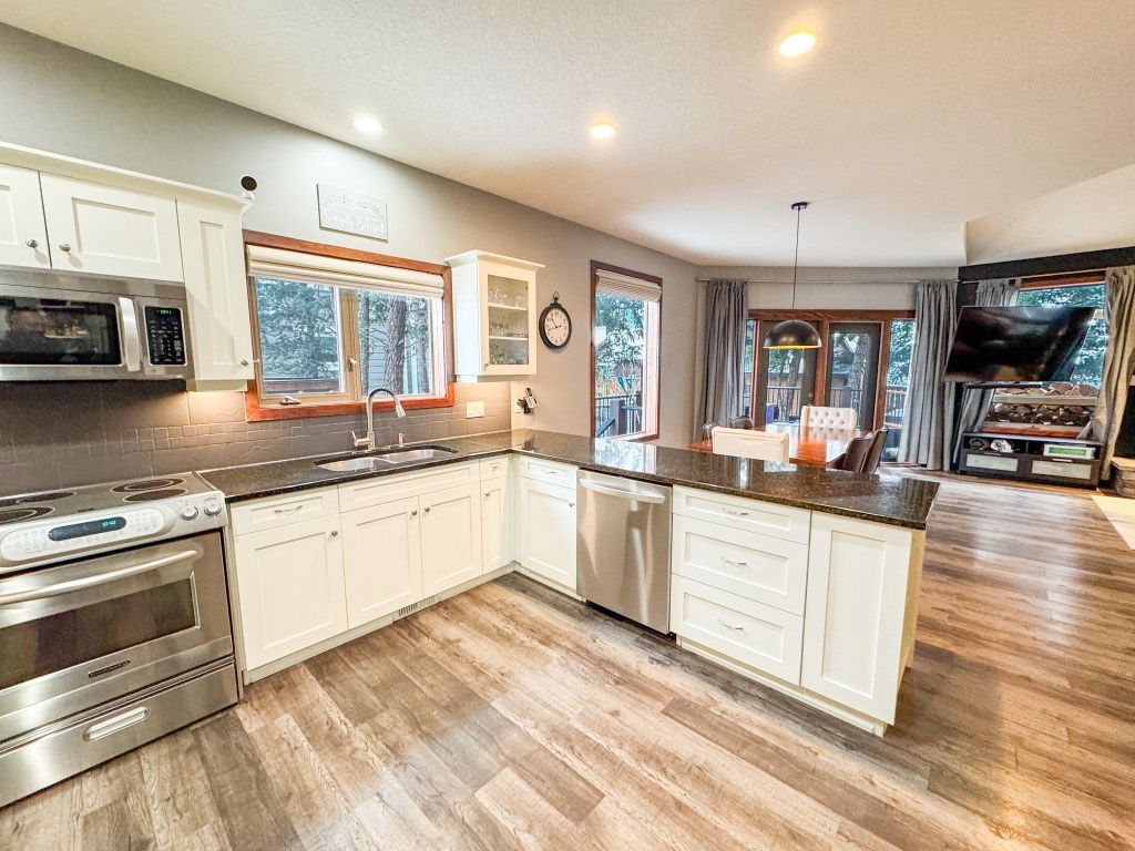 listing image 16517472898806155468