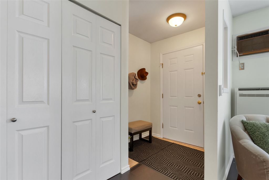 listing image 16513894924920469352