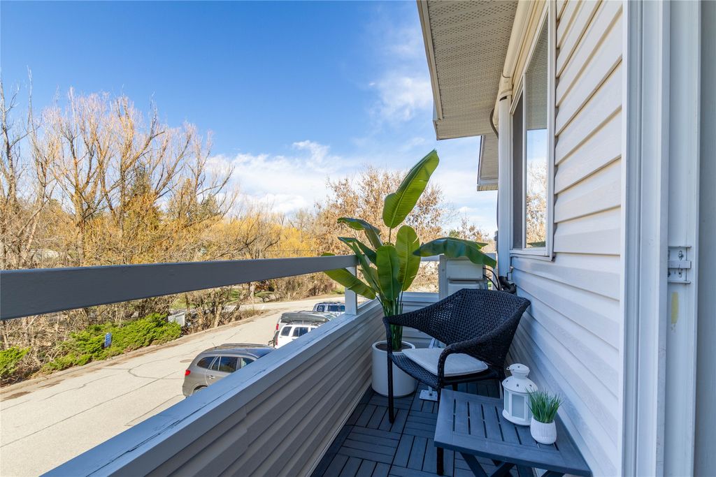 listing image 16518419553743701016