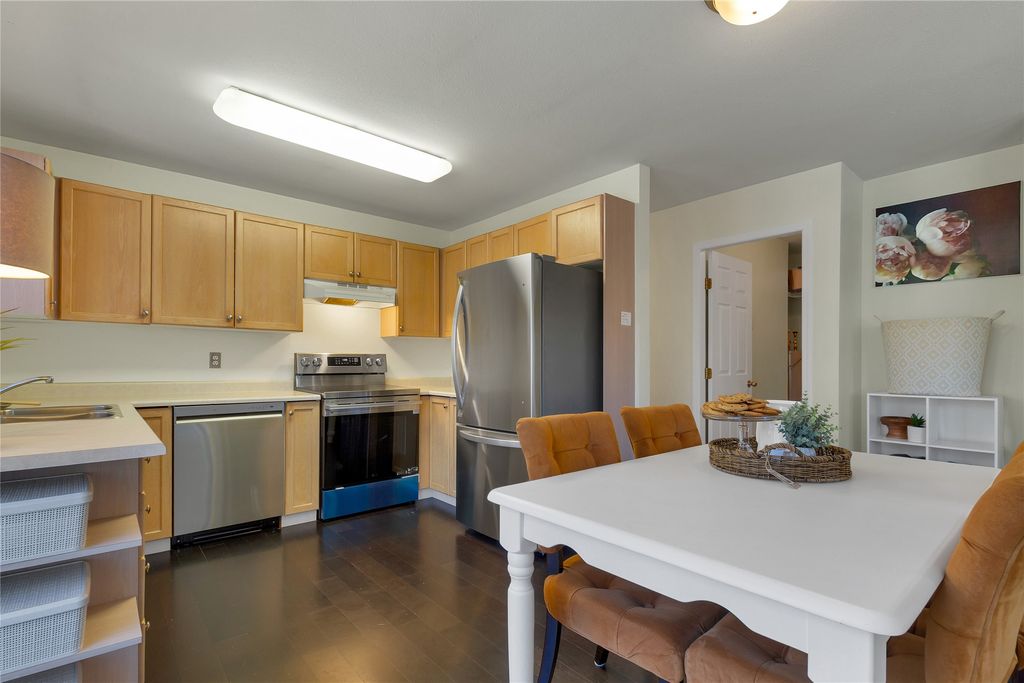 listing image 16515648794387118032