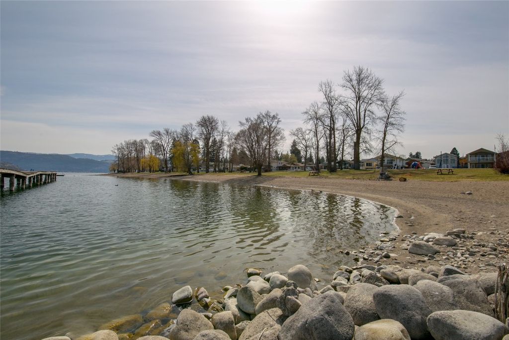 listing image 16515285658526205763