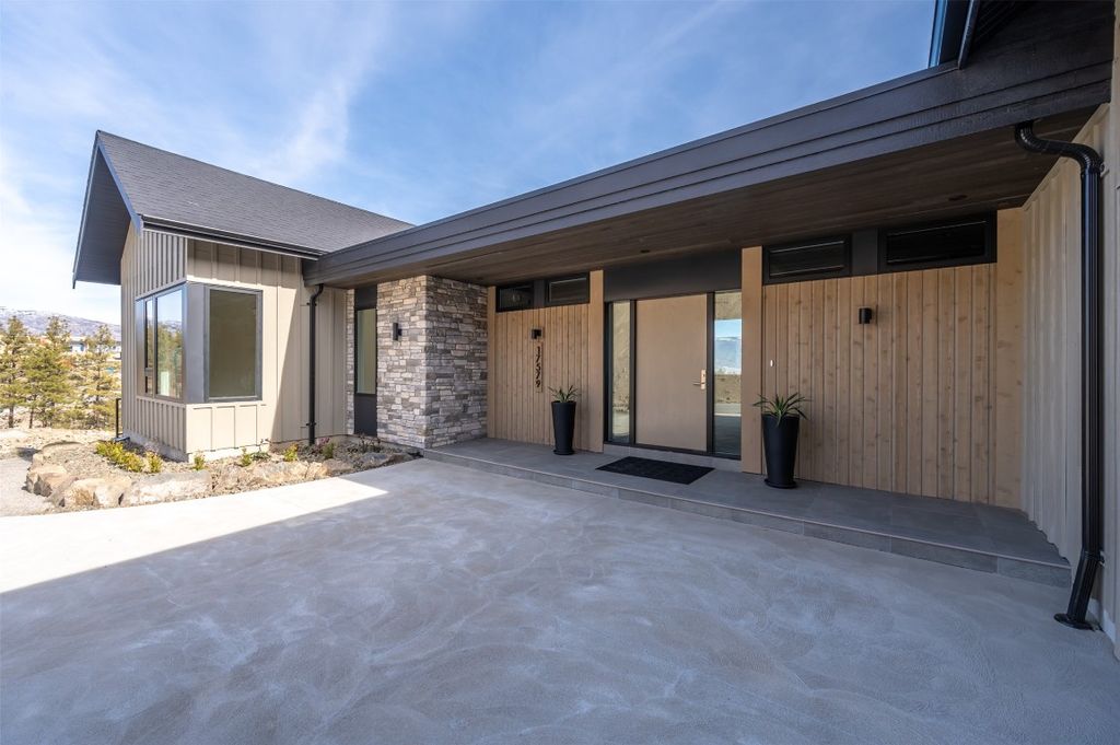 listing image 16510240059236188381