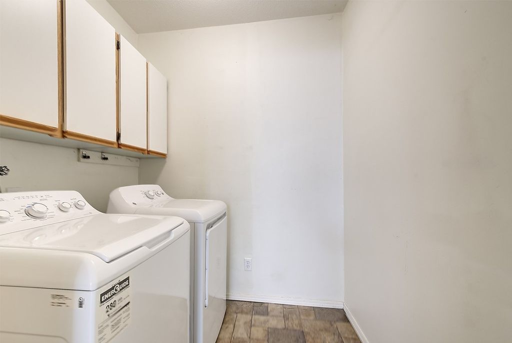 listing image 16516607074471829860