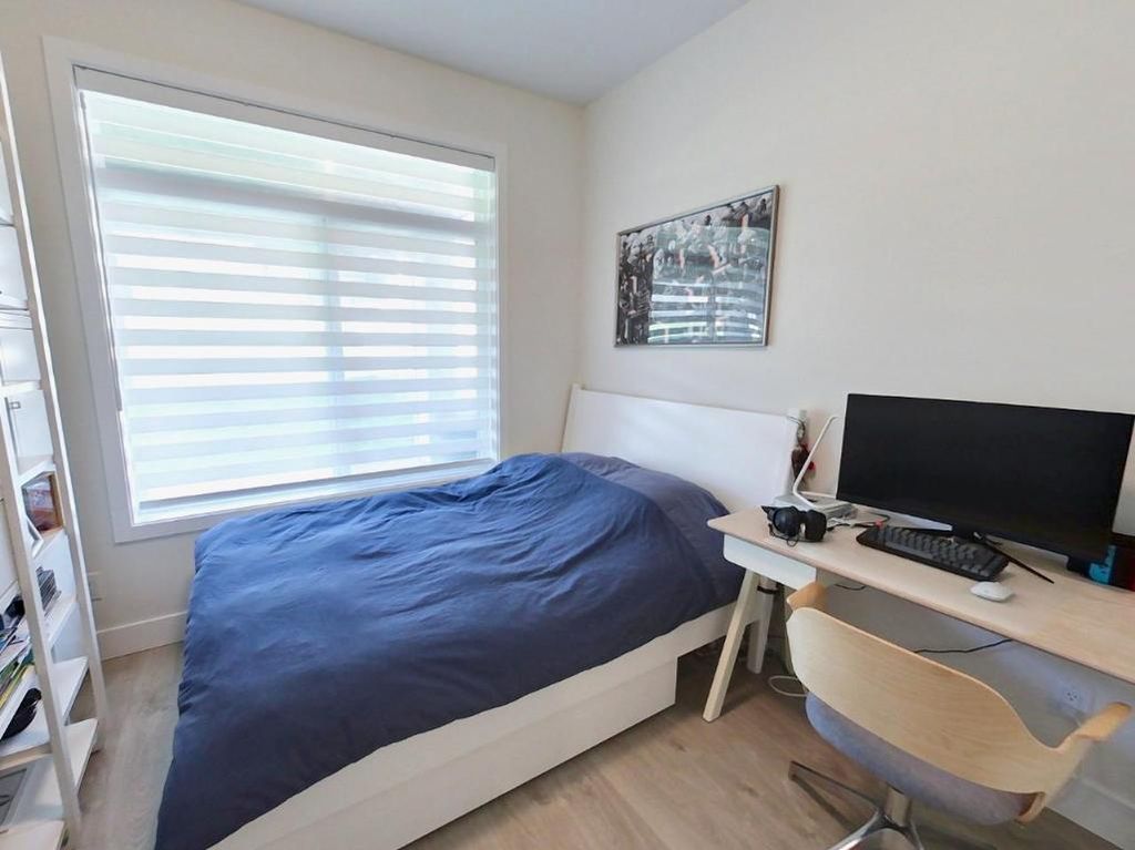 listing image 16513542903253989087