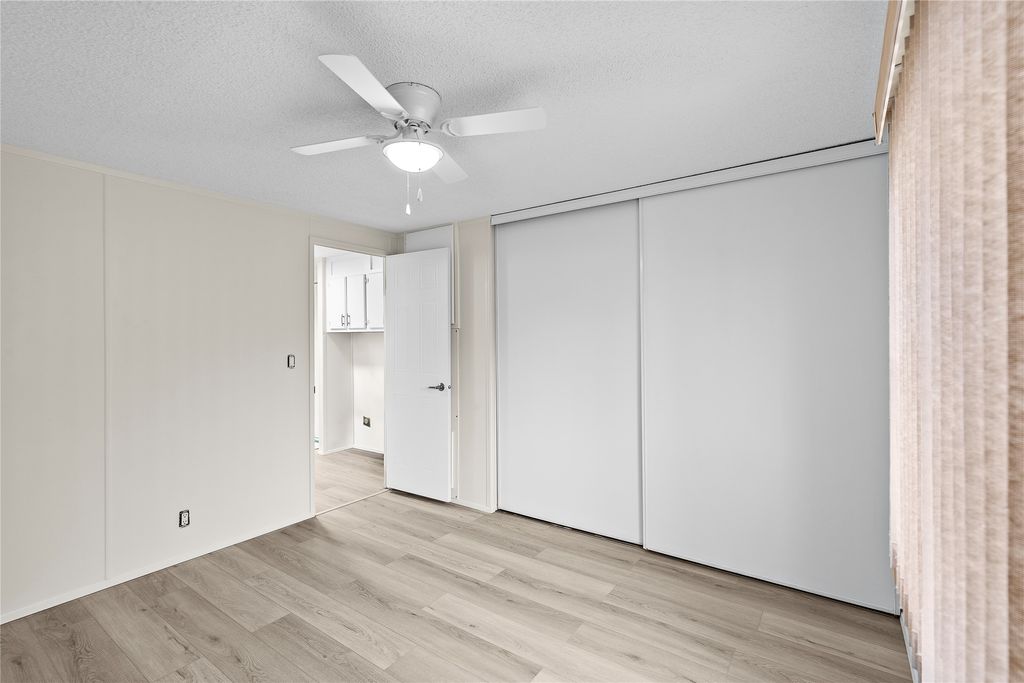 listing image 16515894962541259094