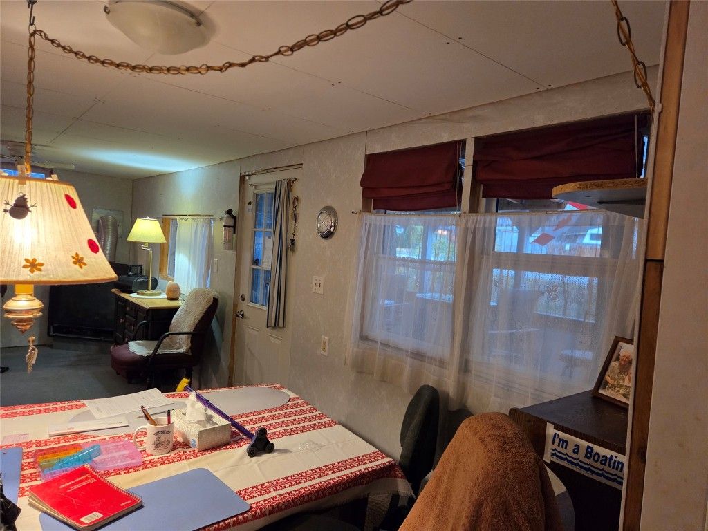 listing image 16519776807134529605