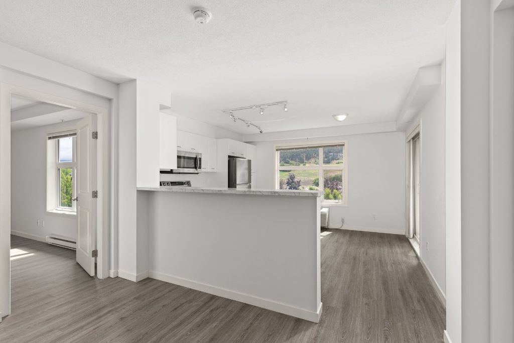 listing image 16516690984920882133