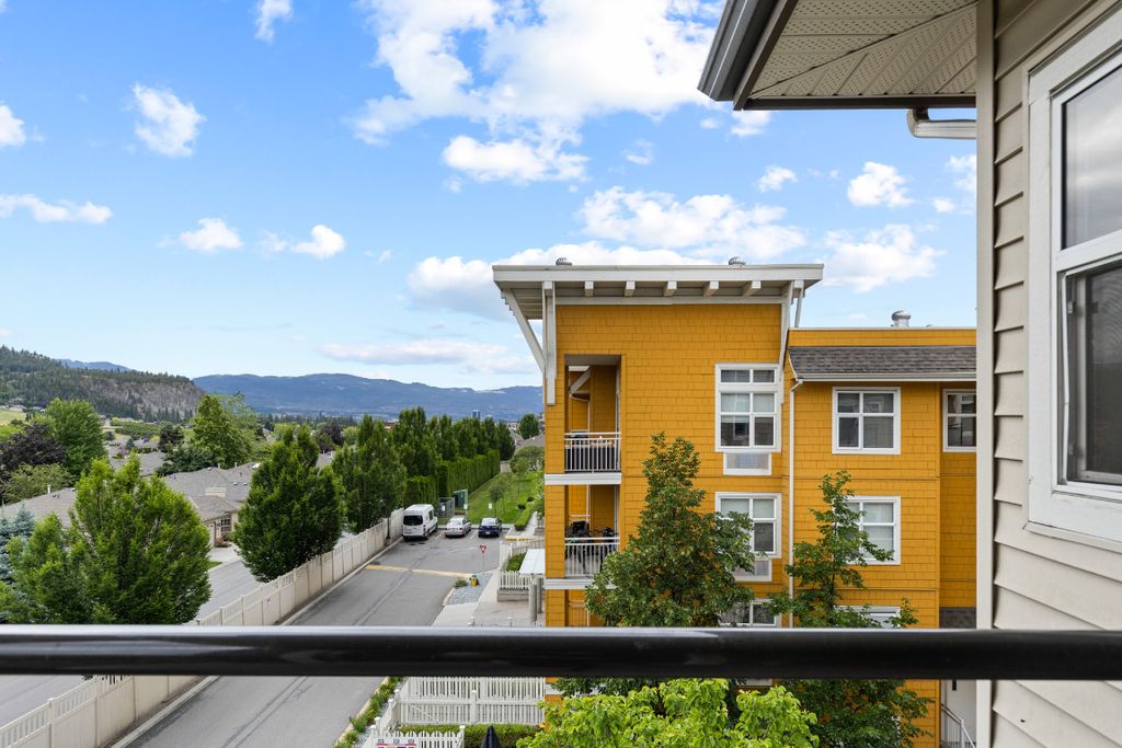 listing image 16511538961559129058