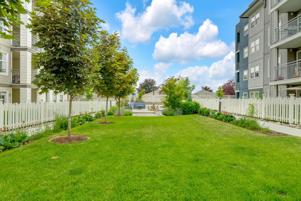 listing image 16517046633239610104