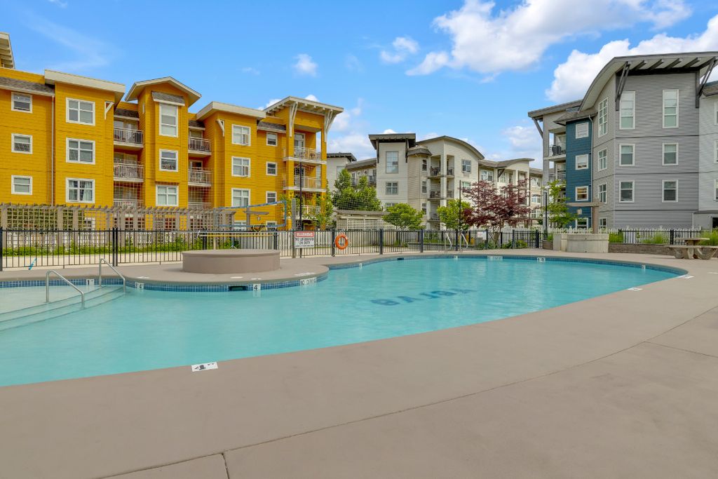 listing image 16517710333417211601