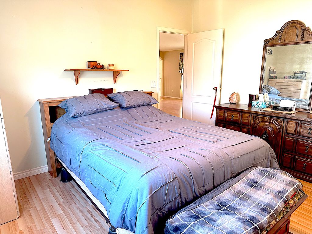 listing image 16511508529266557253