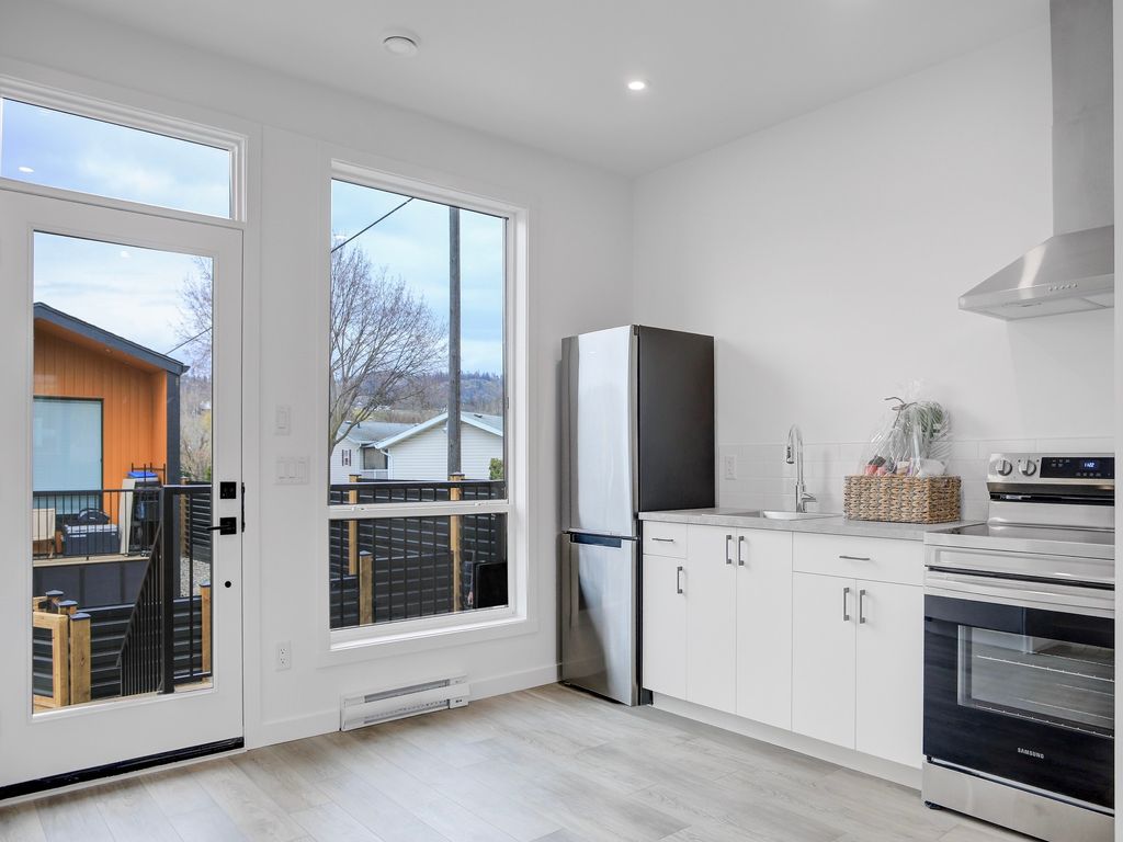 listing image 16510304113557239082