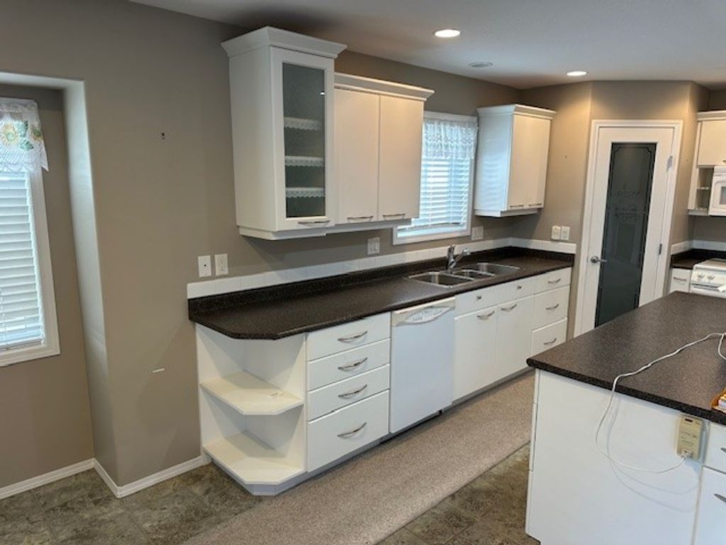 listing image 16514372465828282198