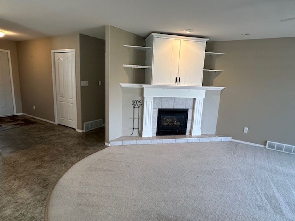 listing image 16519285652037764358