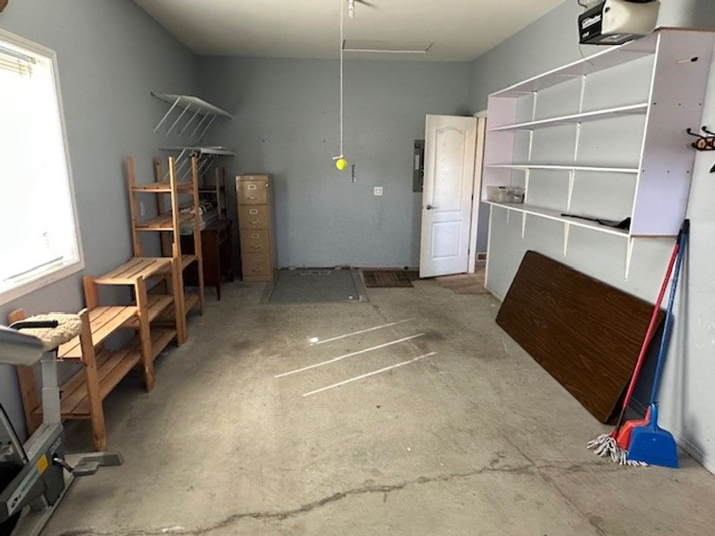 listing image 16516474068312884720