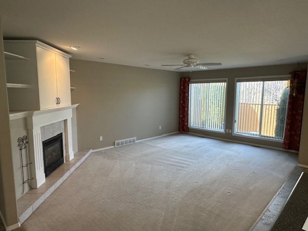 listing image 16515175363200271411