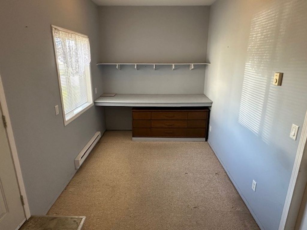 listing image 16514550042158496683