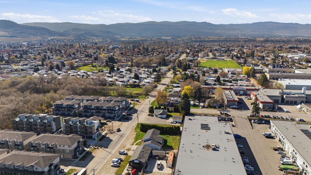 listing image 16516886370898785139