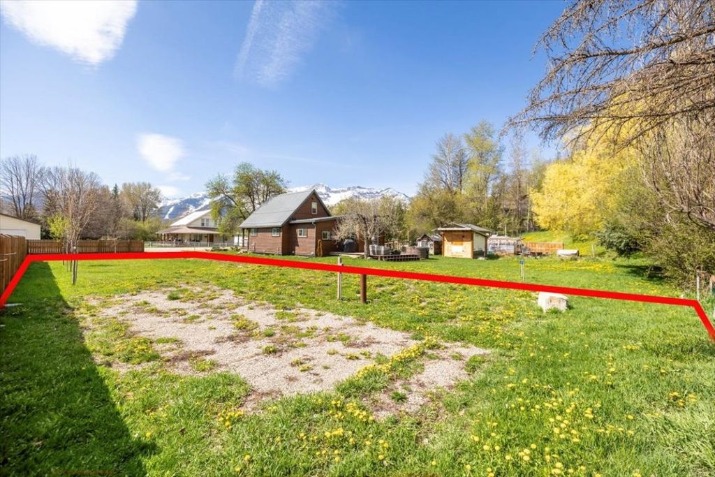 listing image 16519436310932109930