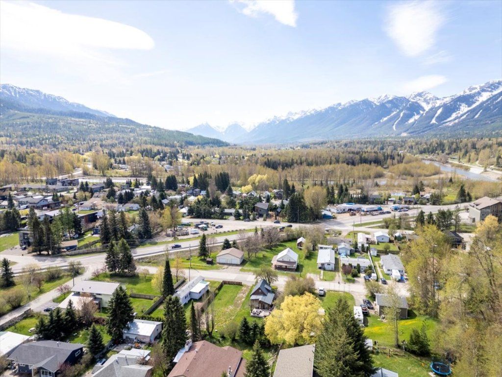 listing image 16512860236912744520