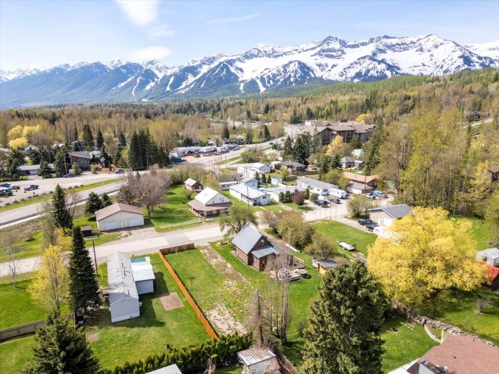 listing image 16517423706669221861