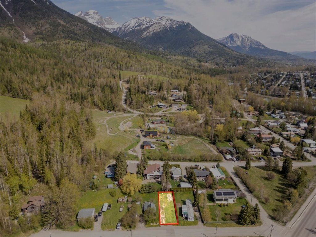 listing image 16515101054794348306