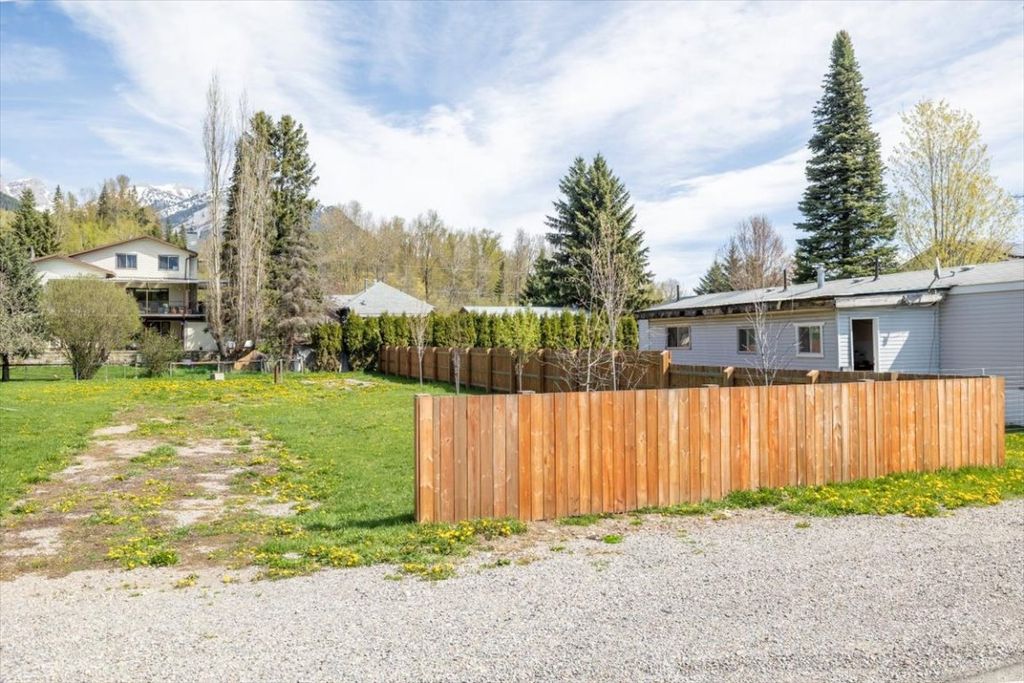 listing image 16514261913197529574
