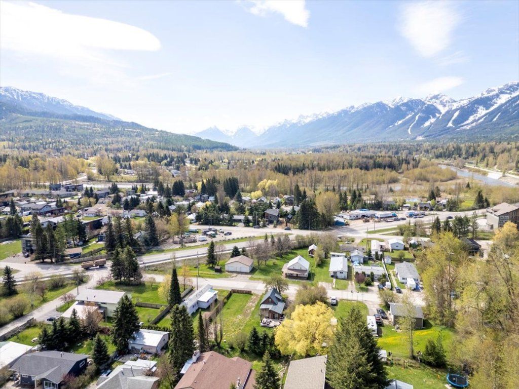 listing image 16519113837939060944