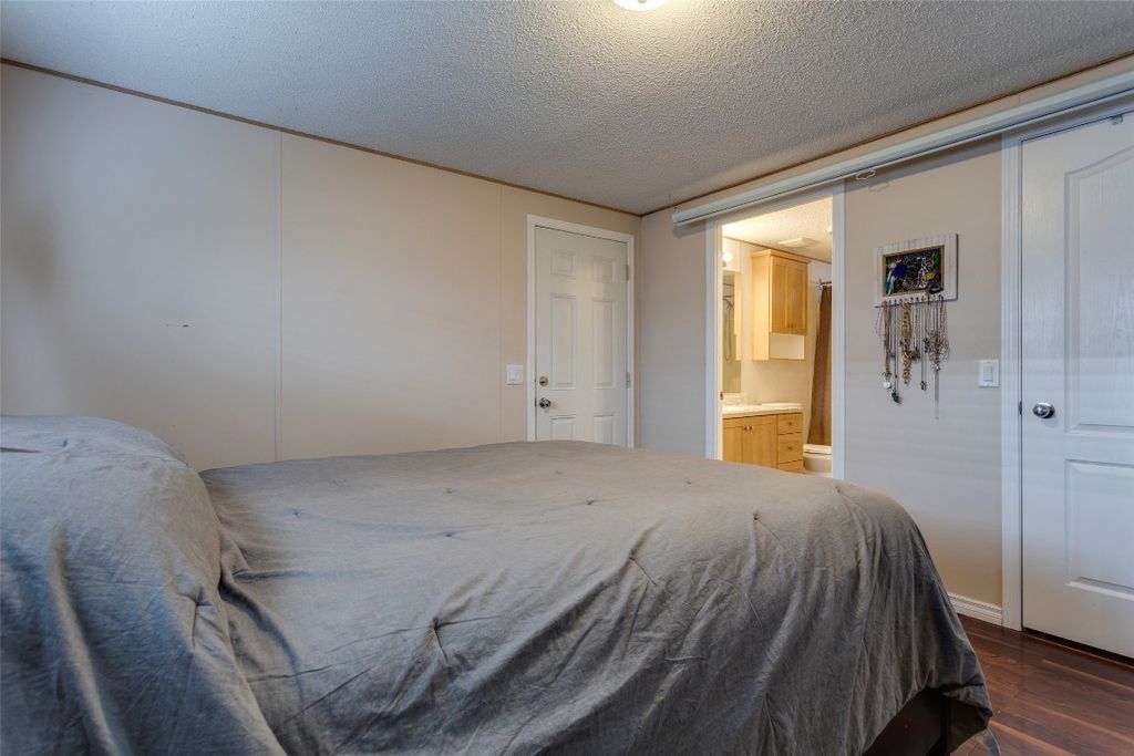 listing image 16518542711473109787