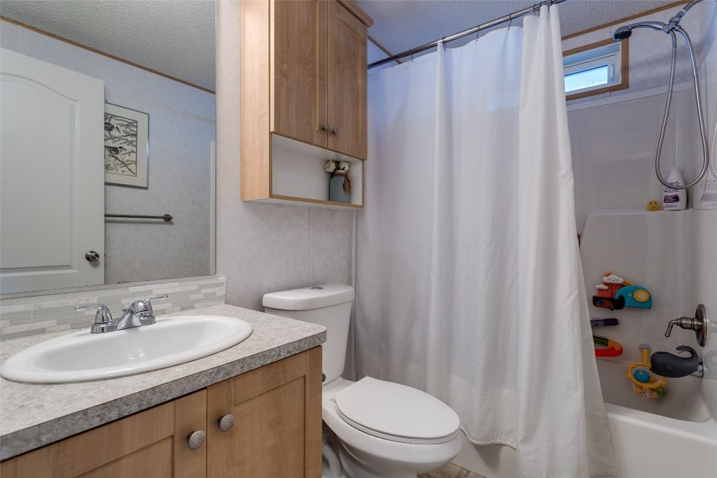 listing image 16511430631797521831