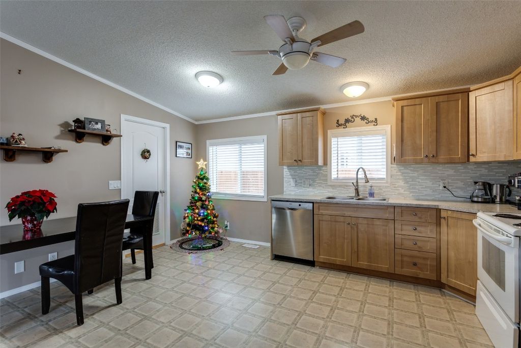 listing image 16510954336958587032