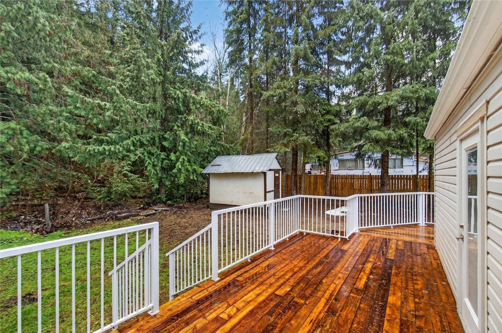 listing image 16519980837444263438