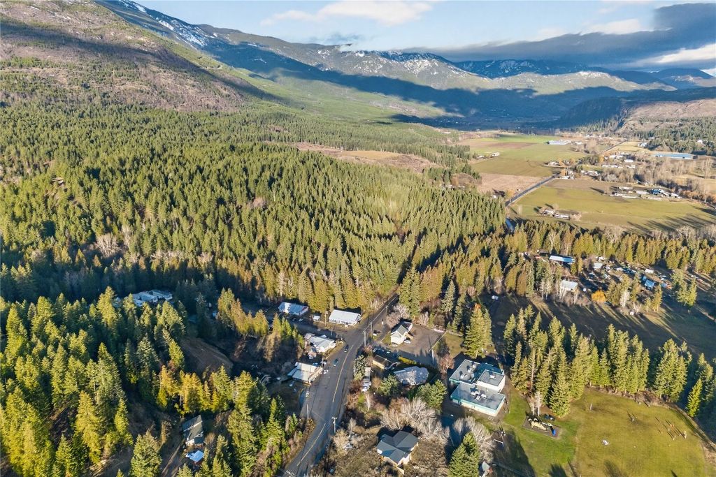 listing image 16519359586970384358