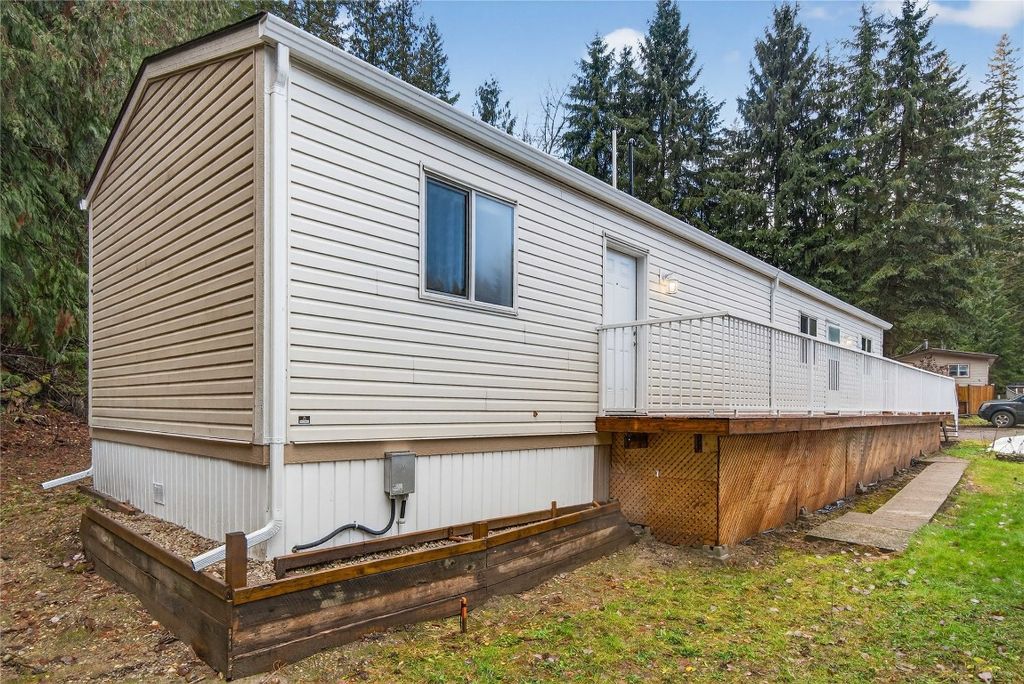 listing image 16515445601050886258